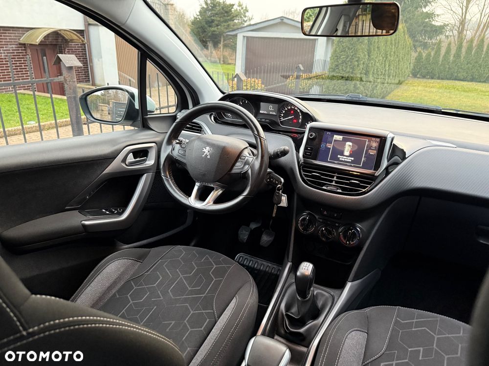 Peugeot 2008 BlueHDi 100 STOP & START Active - 13