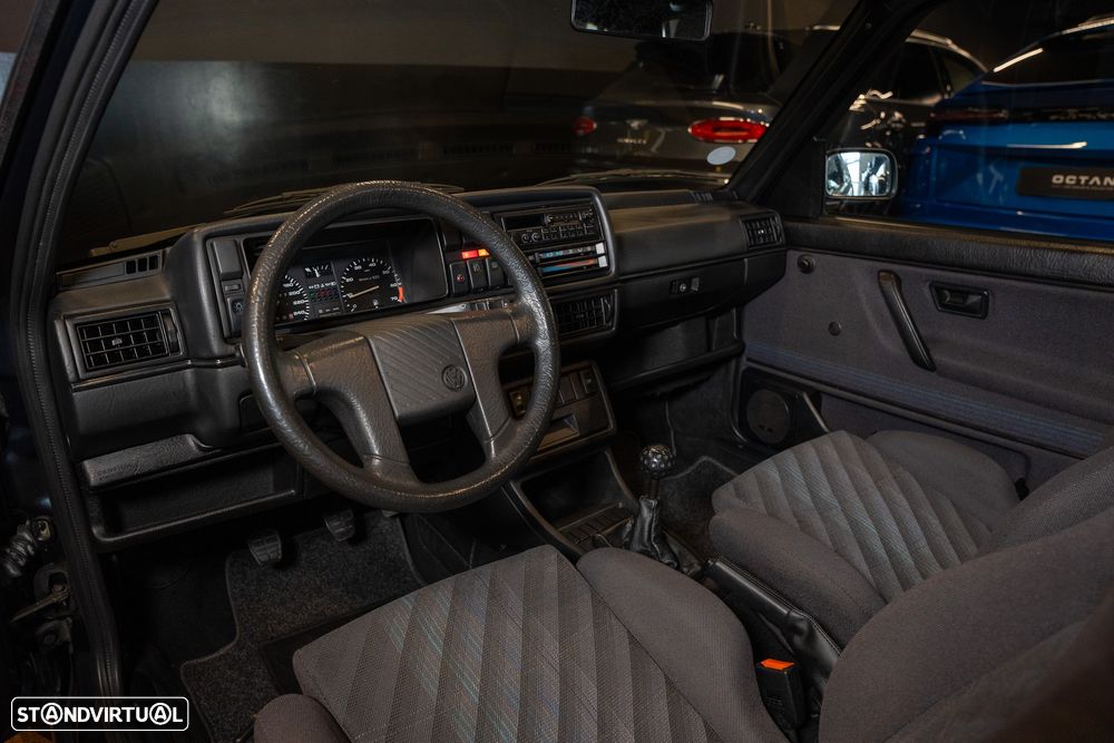 VW Golf 1.8 GTI 16V - 16