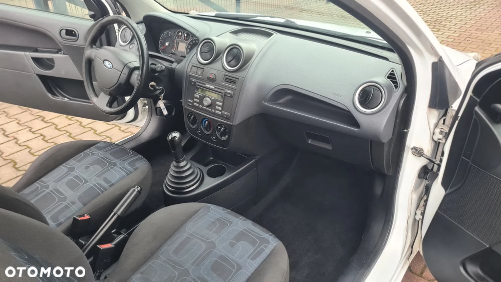 Ford Fiesta 1.4 TDCi - 6
