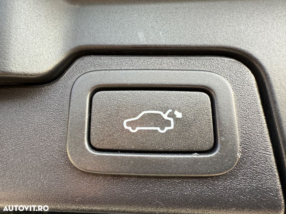 Land Rover Range Rover Evoque - 10