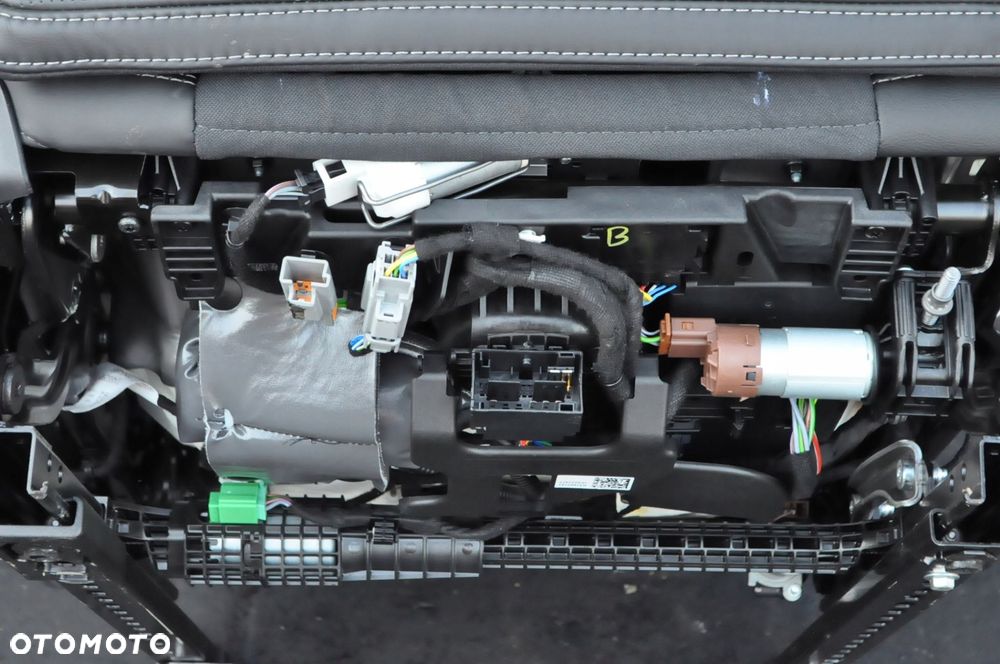 VOLVO XC60 II KOMPLET FOTELI FOTELE SIEDZENIA SKÓRA MASAŻE - 15