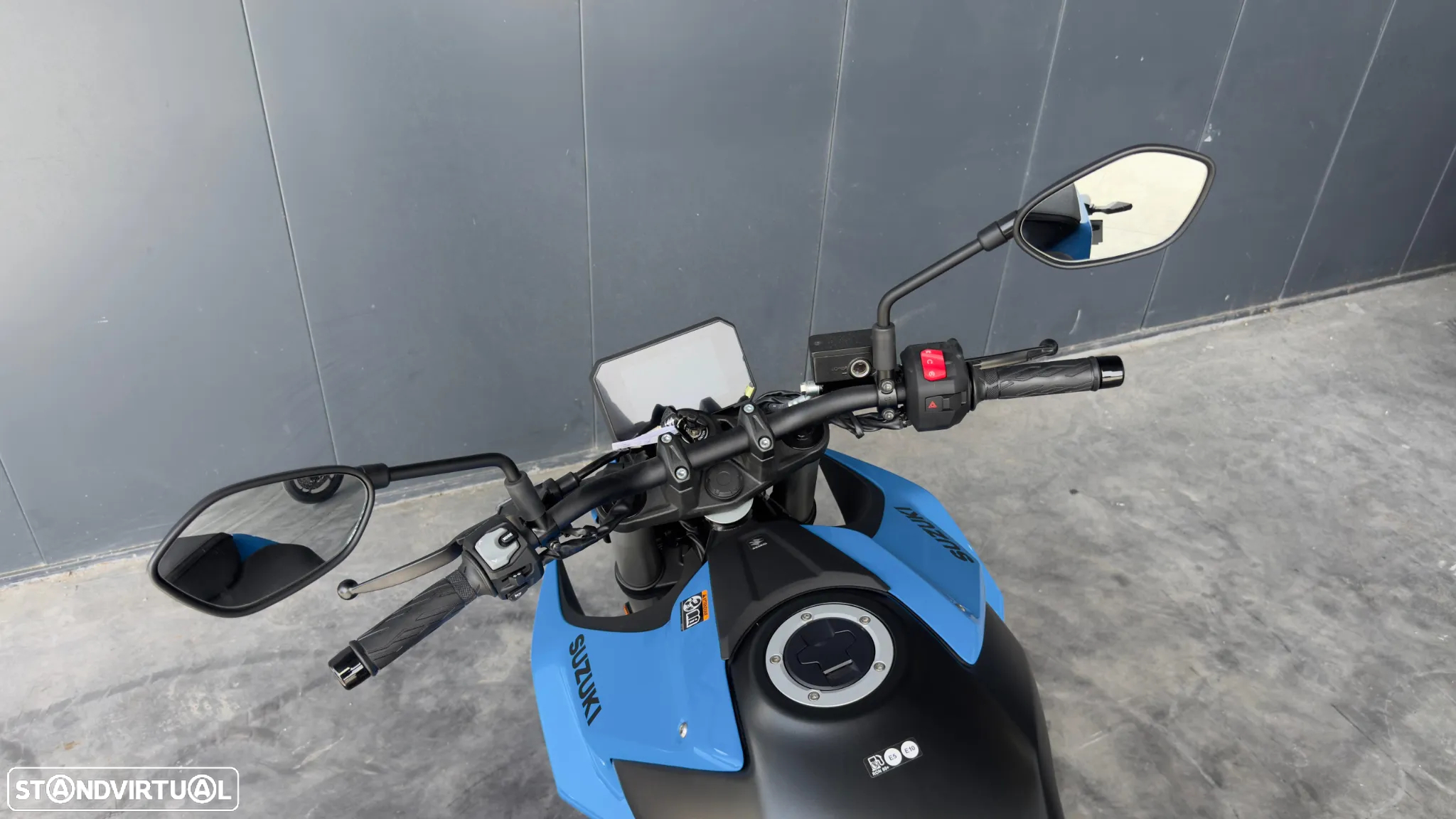 Suzuki GSX 8S - 10