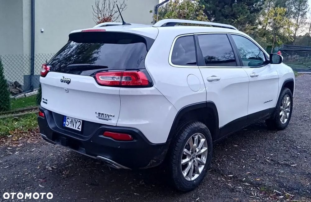 Jeep Cherokee - 5
