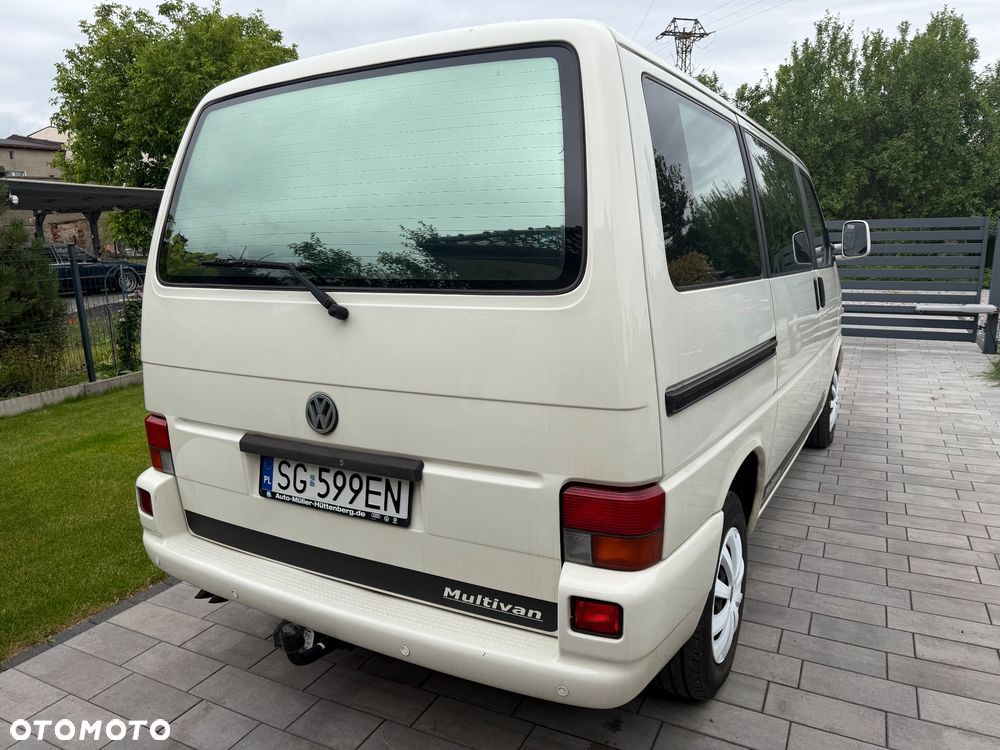 Volkswagen Multivan Standard - 4