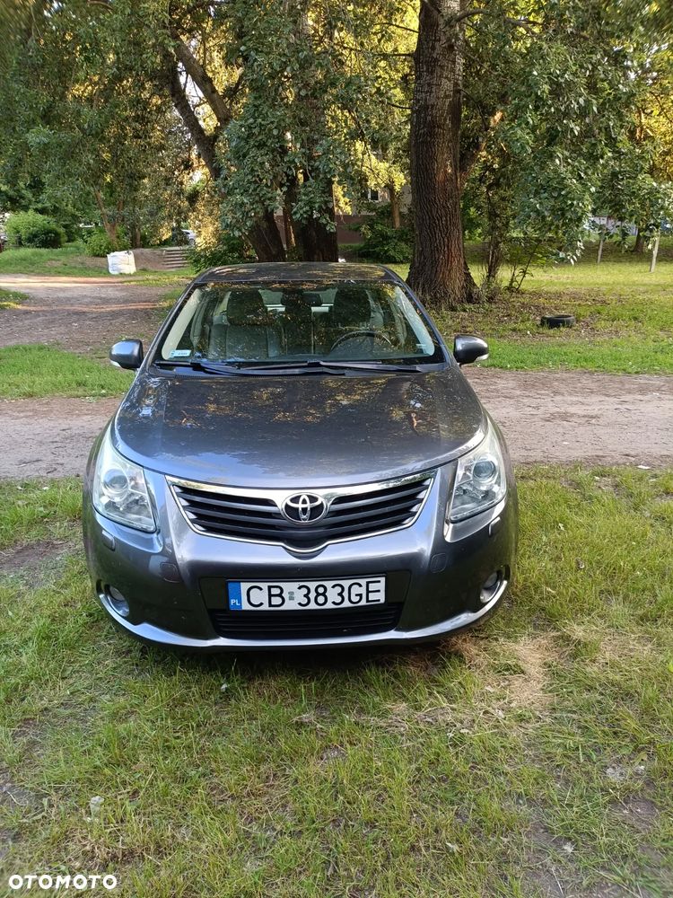 Toyota Avensis 2.0 D-4D Premium - 21