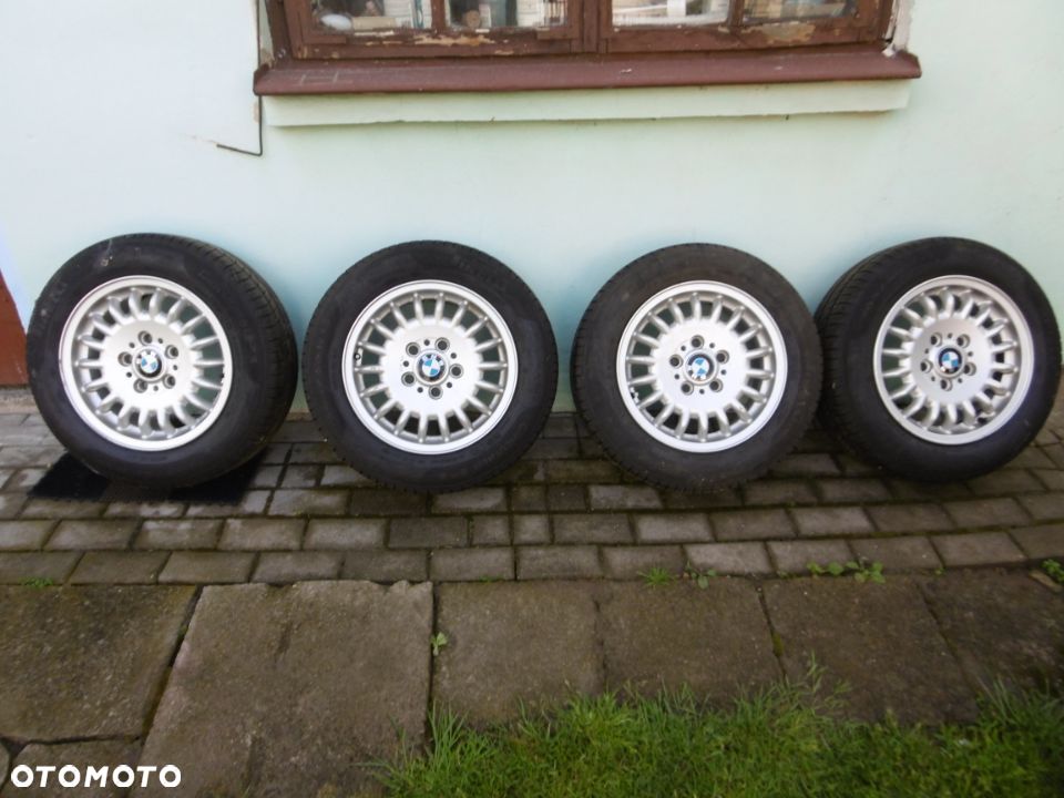 FELGI OPONY KOŁA  BMW 205/60R15 PIRELLI - 1