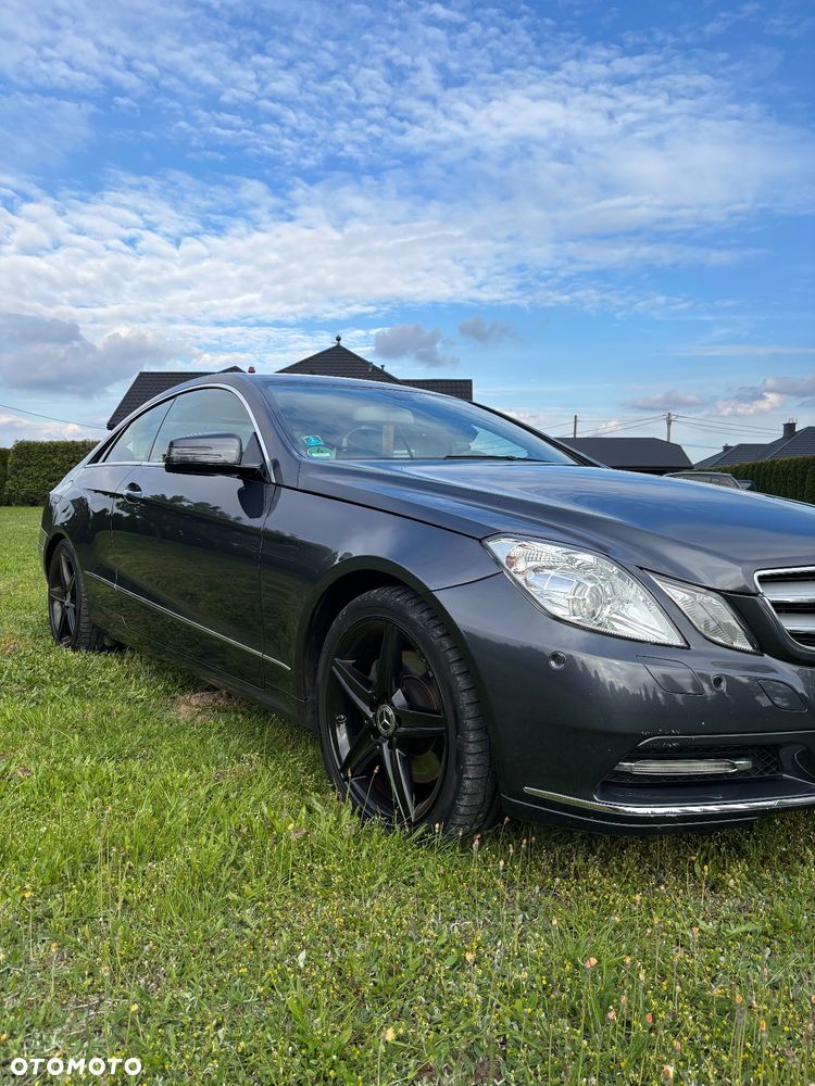 Mercedes-Benz Klasa E 350 CDI DPF BlueEFFICIENCY 7G-TRONIC Avantgarde - 8
