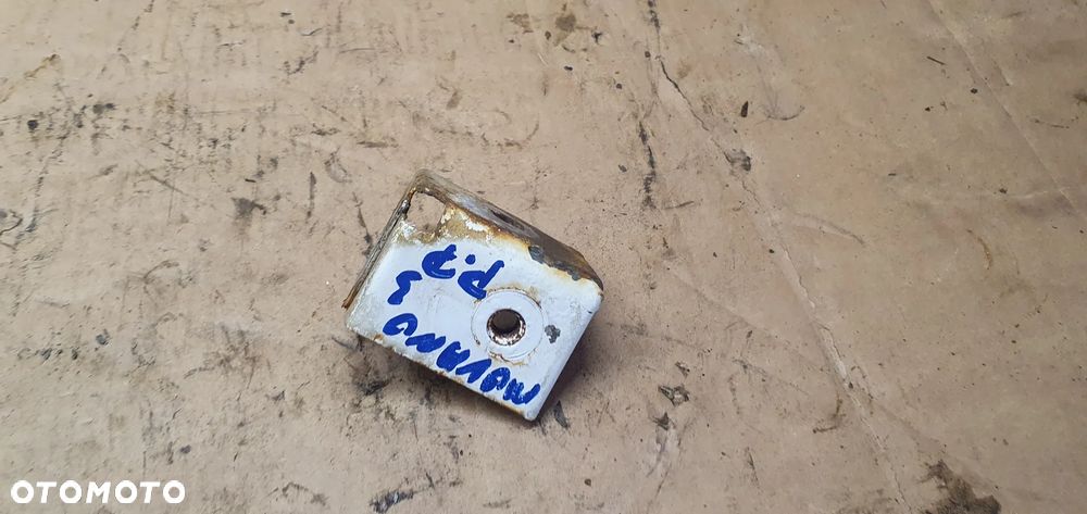 Mocowanie błotnika uchwyt prawy przód Opel Movano III 625260009R - 4