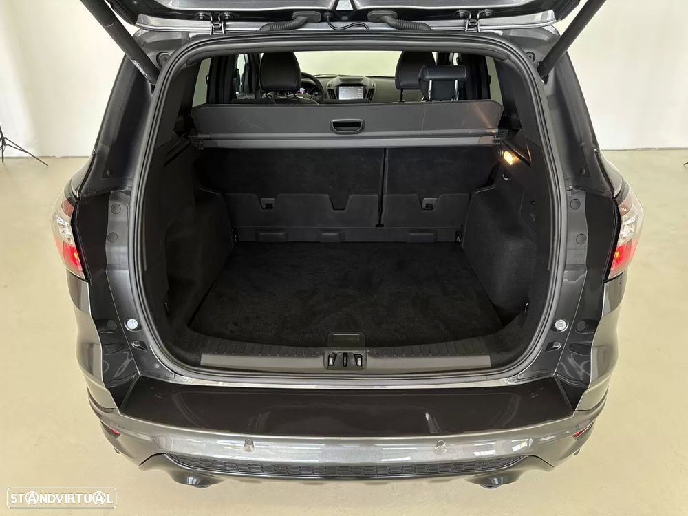 Ford Kuga 1.5 TDCi ST-Line Limited Edition - 20