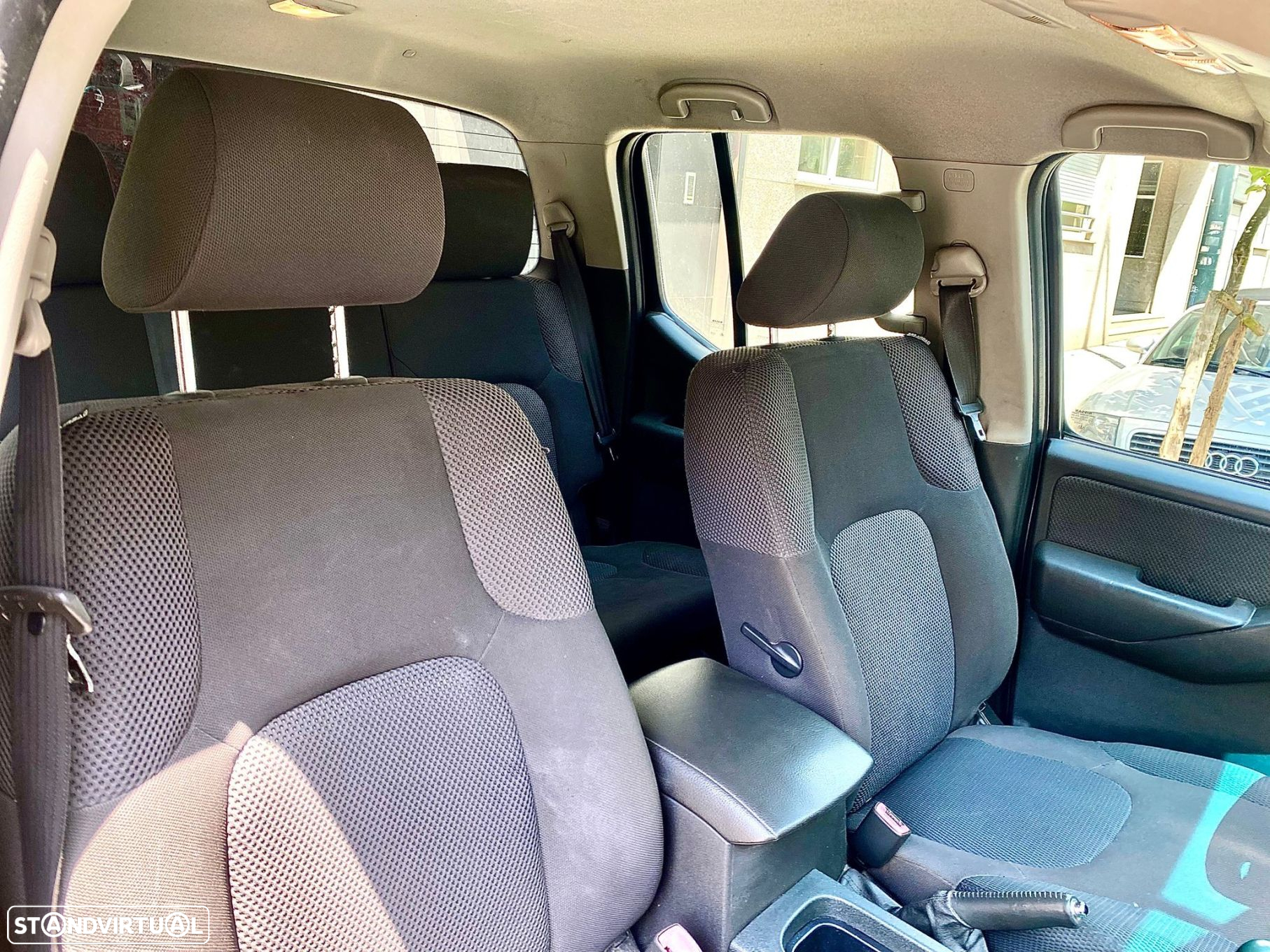 Nissan Navara 2.5 dCi CD LE Premium - 27