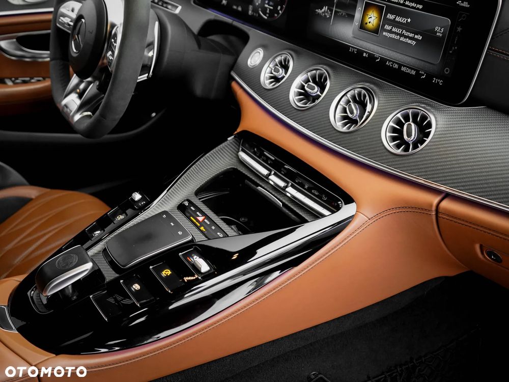 Mercedes-Benz AMG GT - 31