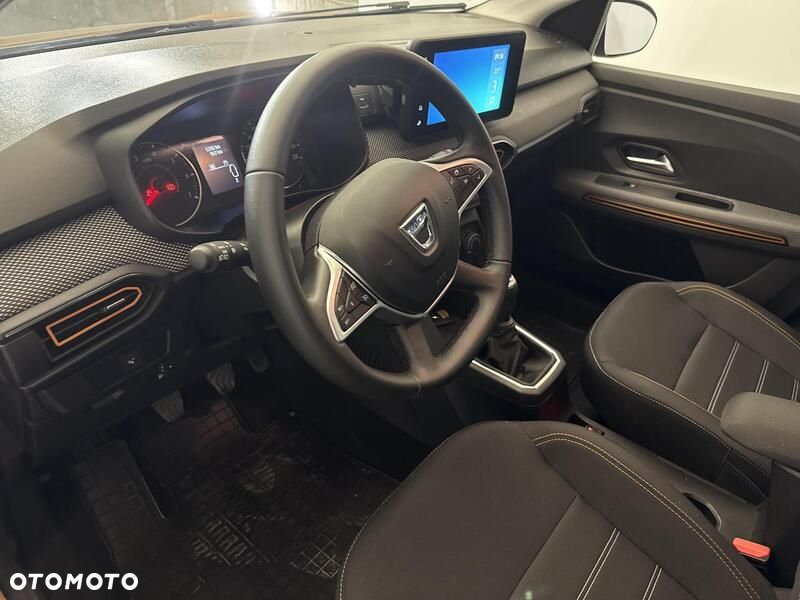 Dacia Sandero - 10