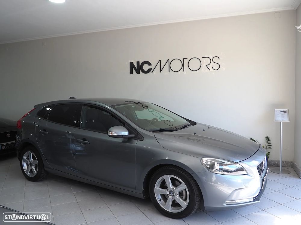Volvo V40 1.6 D2 Momentum Eco - 5