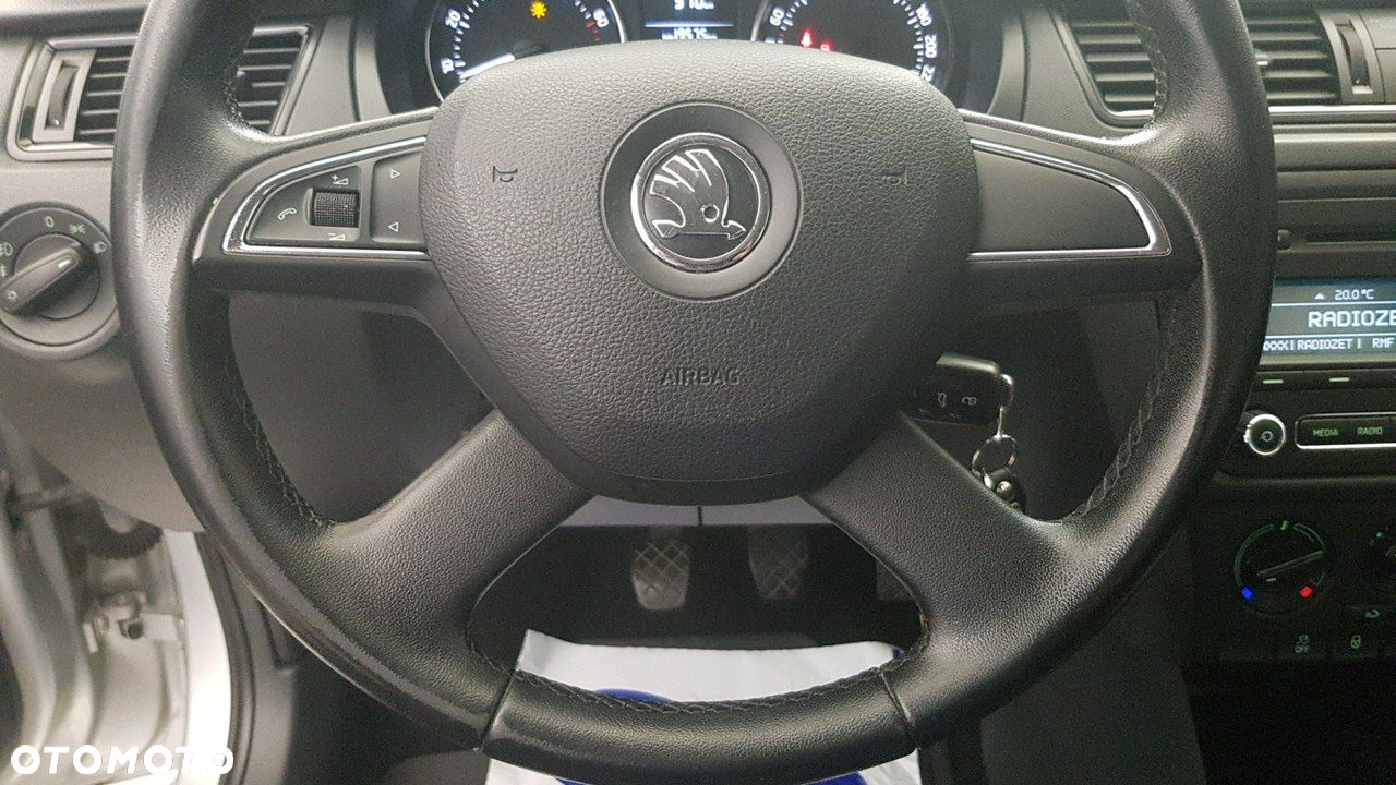 Skoda RAPID - 25