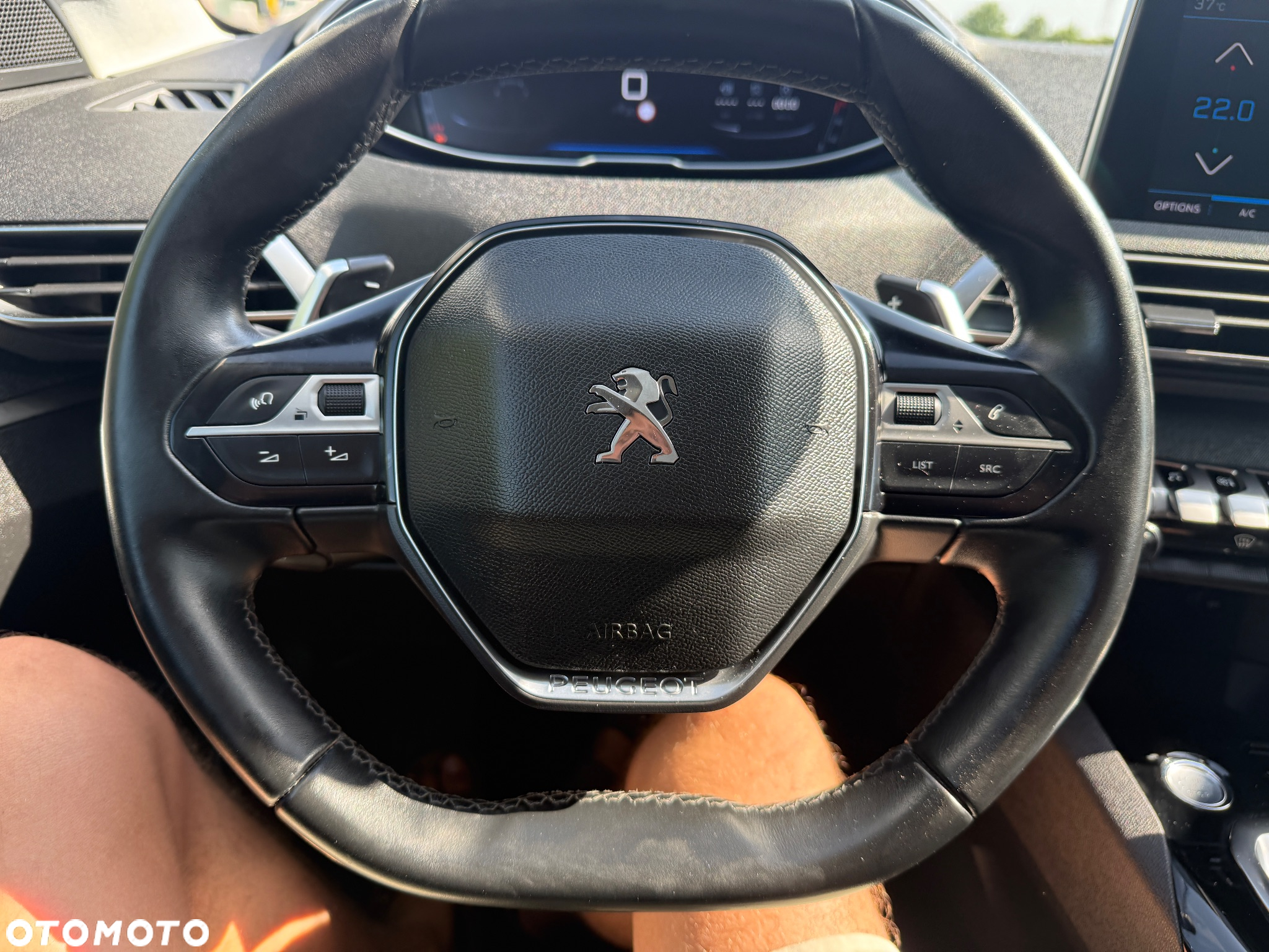 Peugeot 5008 1.2 PureTech Allure Pack S&S EAT8 - 29