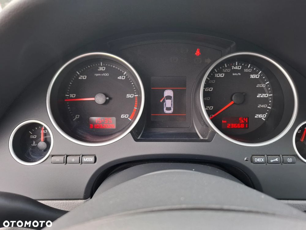 Seat Exeo 2.0 TDI CR Ecomotive Reference - 6