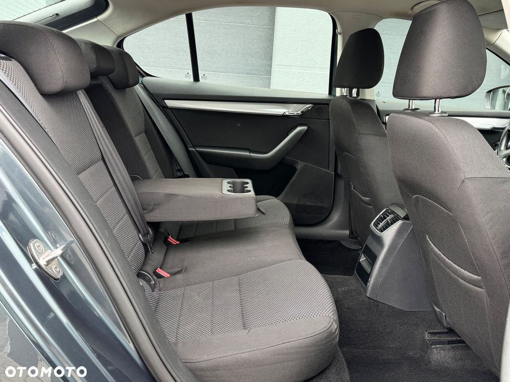 Skoda Octavia 1.4 TSI Ambition - 25