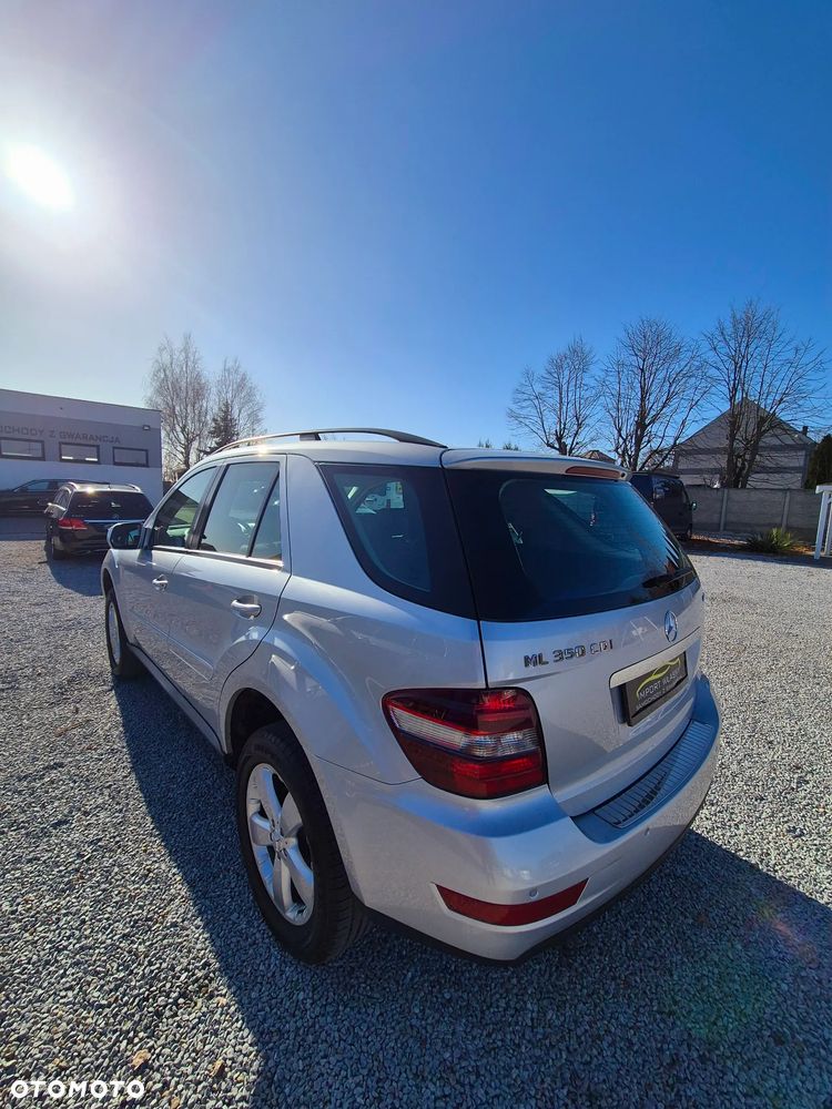 Mercedes-Benz ML - 23