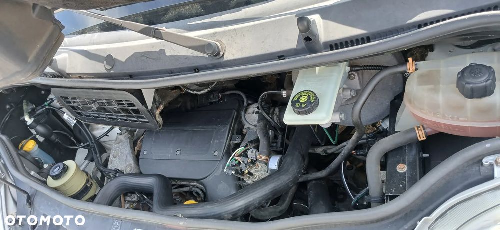 Renault Trafic - 20