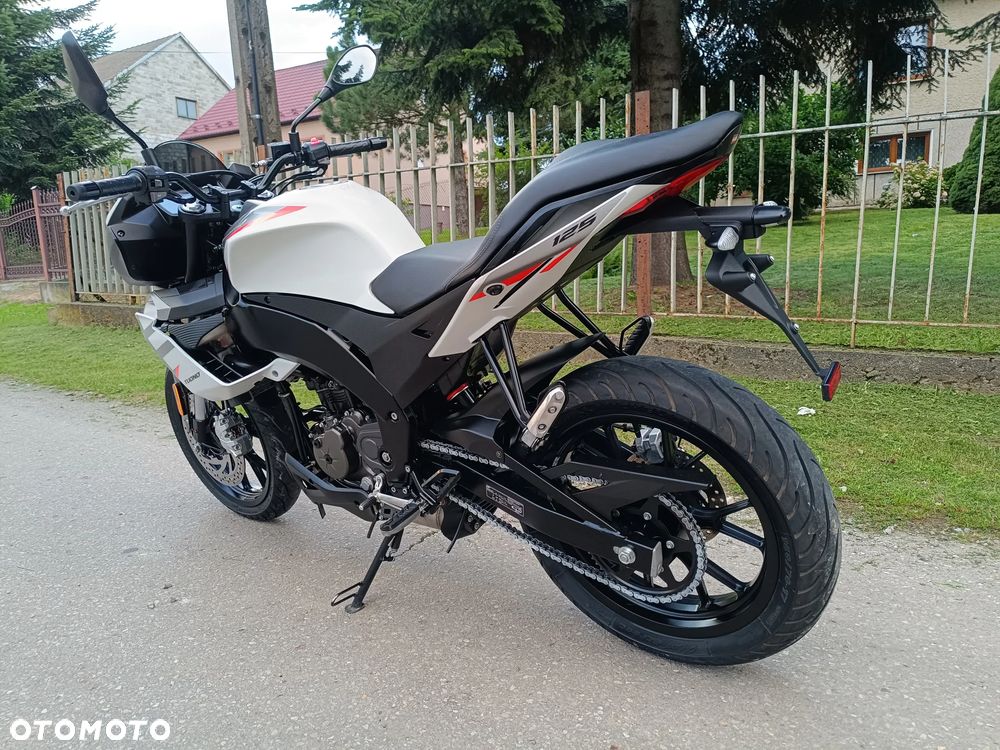Aprilia Tuono - 3