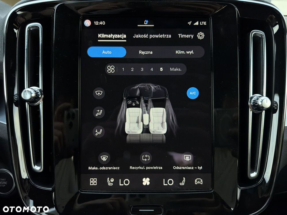 Volvo XC 40 - 22