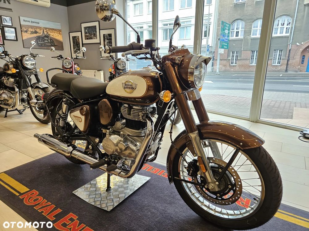 Royal Enfield Classic - 19