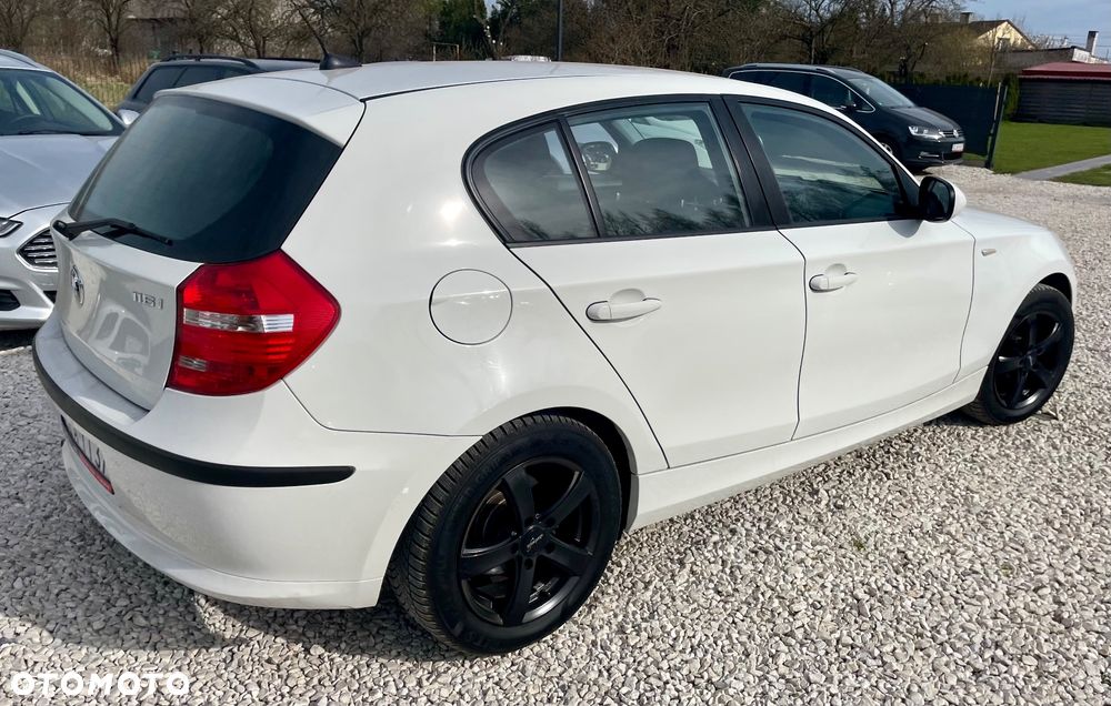 BMW Seria 1 - 22