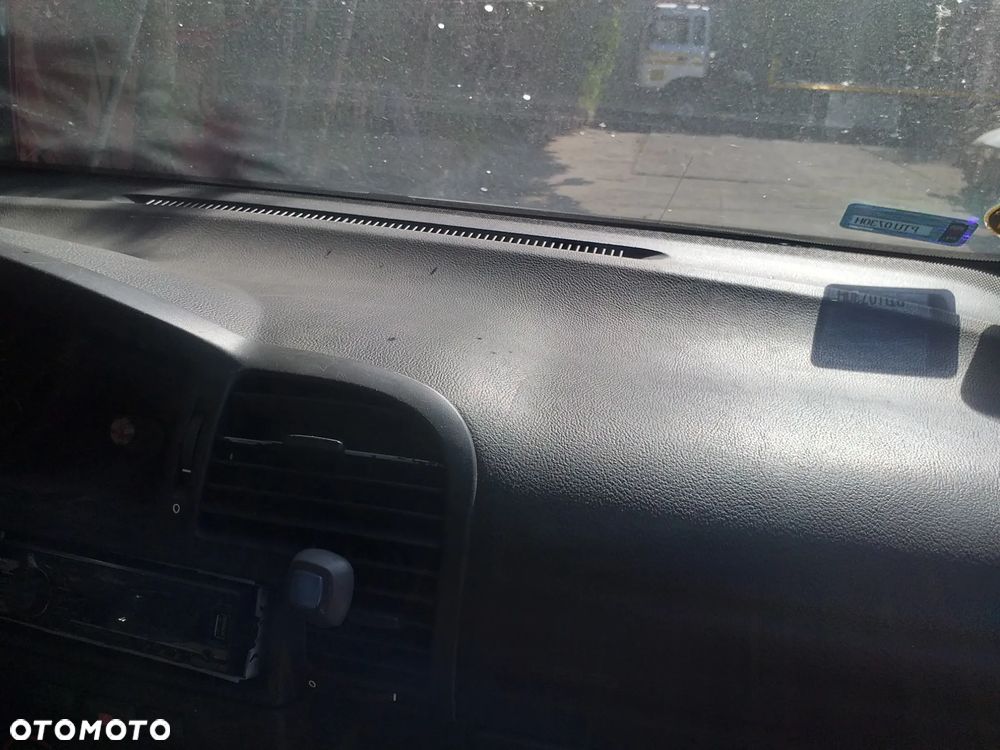 Auto na części - Opel Zafira 116KM benzyna 1999 Silnik Skrzynia Drzwi Maska Klapa Błotnik Zderzak Lampa Szyba Klamka Lusterko Deska Kokpit - 12
