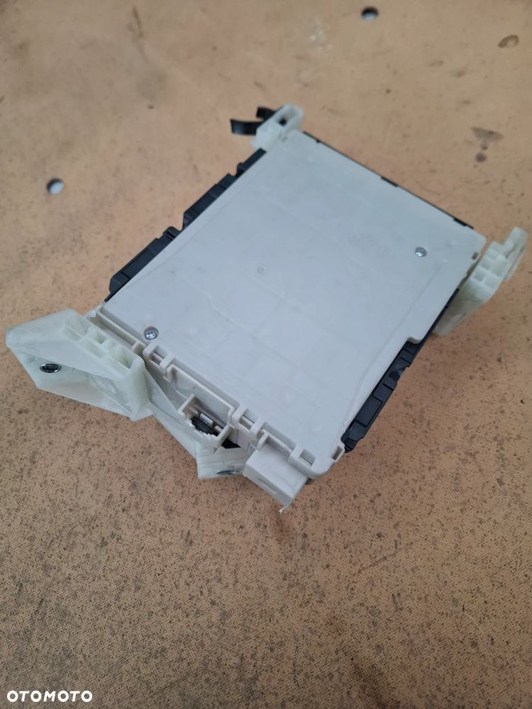 TOYOTA RAV4 V MODUŁ STEROWNIK KOMFORTU 89221-42420 - 2