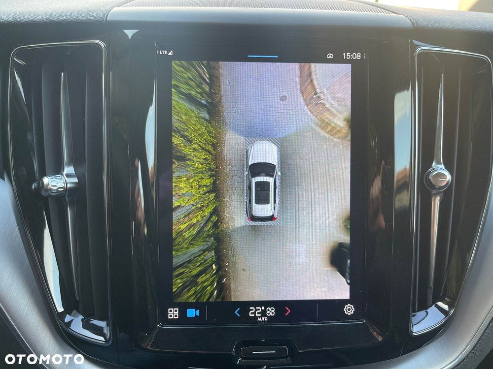 Volvo XC 60 T6 Plug-In Hybrid AWD Inscription - 15