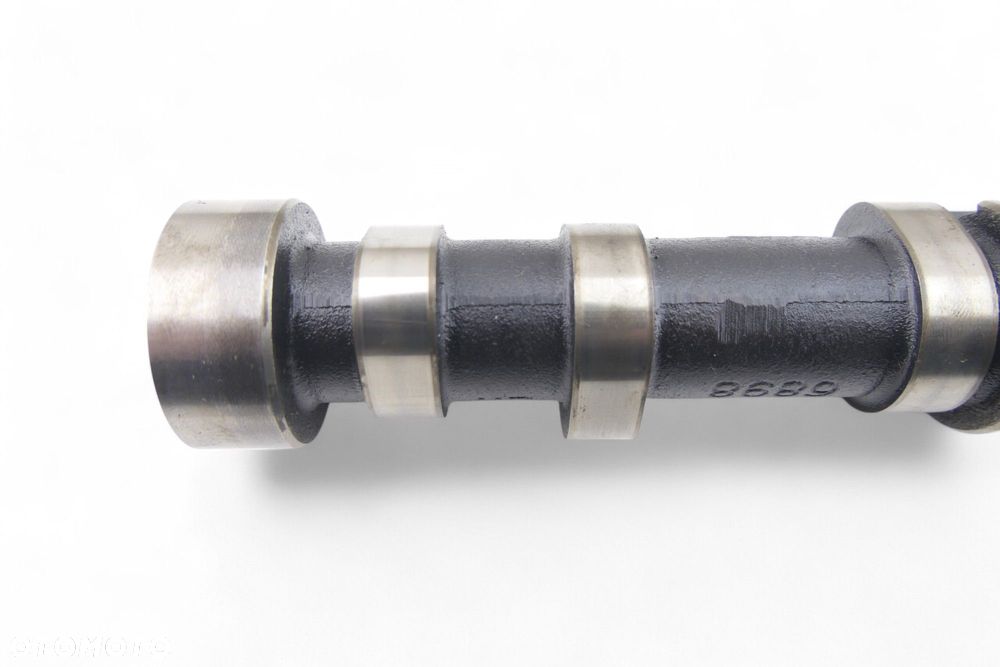 Wałek rozrządu ssący OPEL CORSA D 1.3 CDTI 55206898 - 2