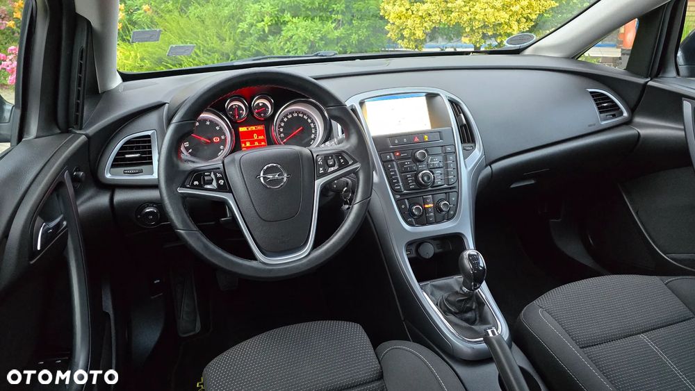 Opel Astra - 10