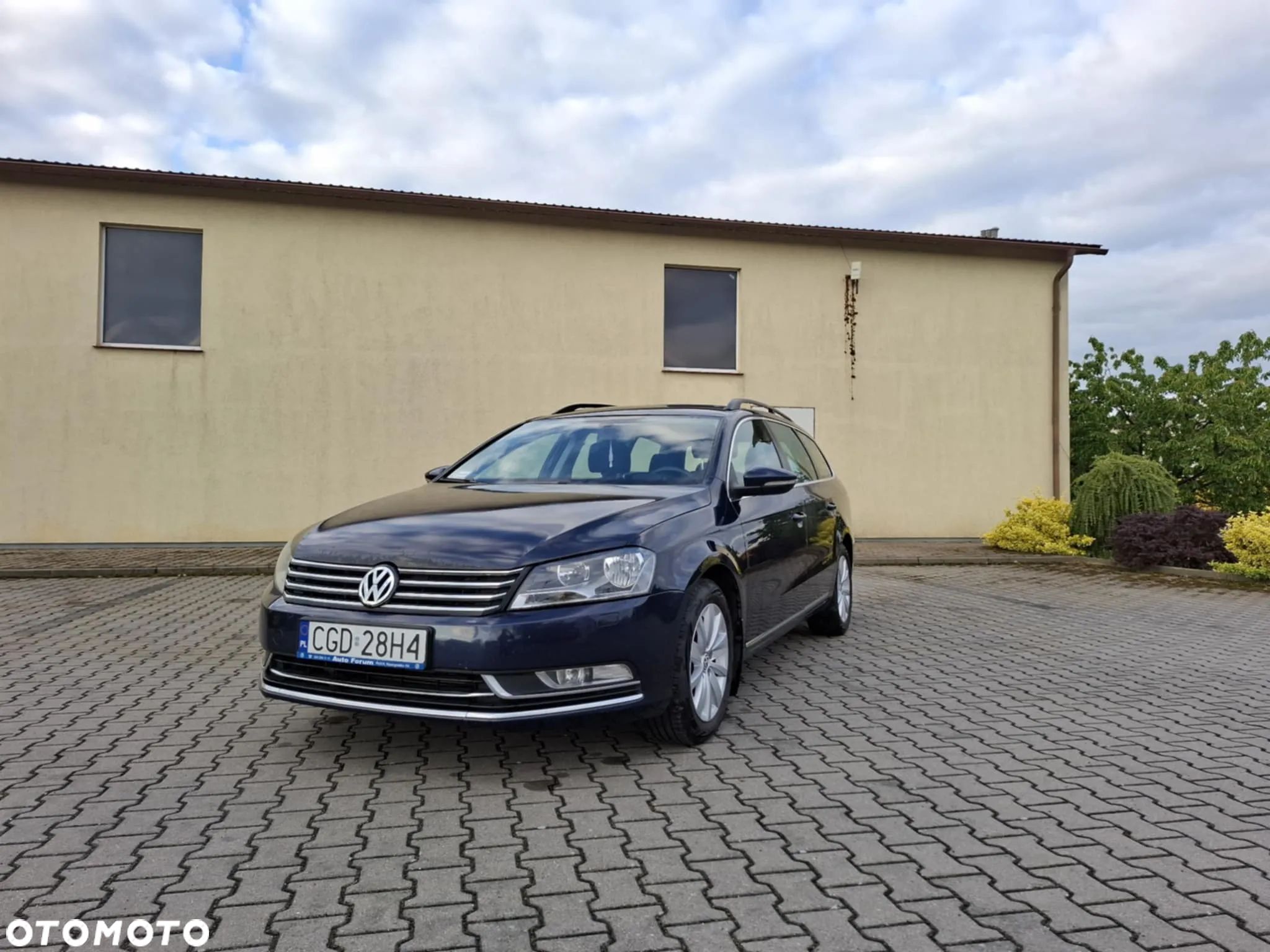 Volkswagen Passat 1.6 TDI Comfortline - 1