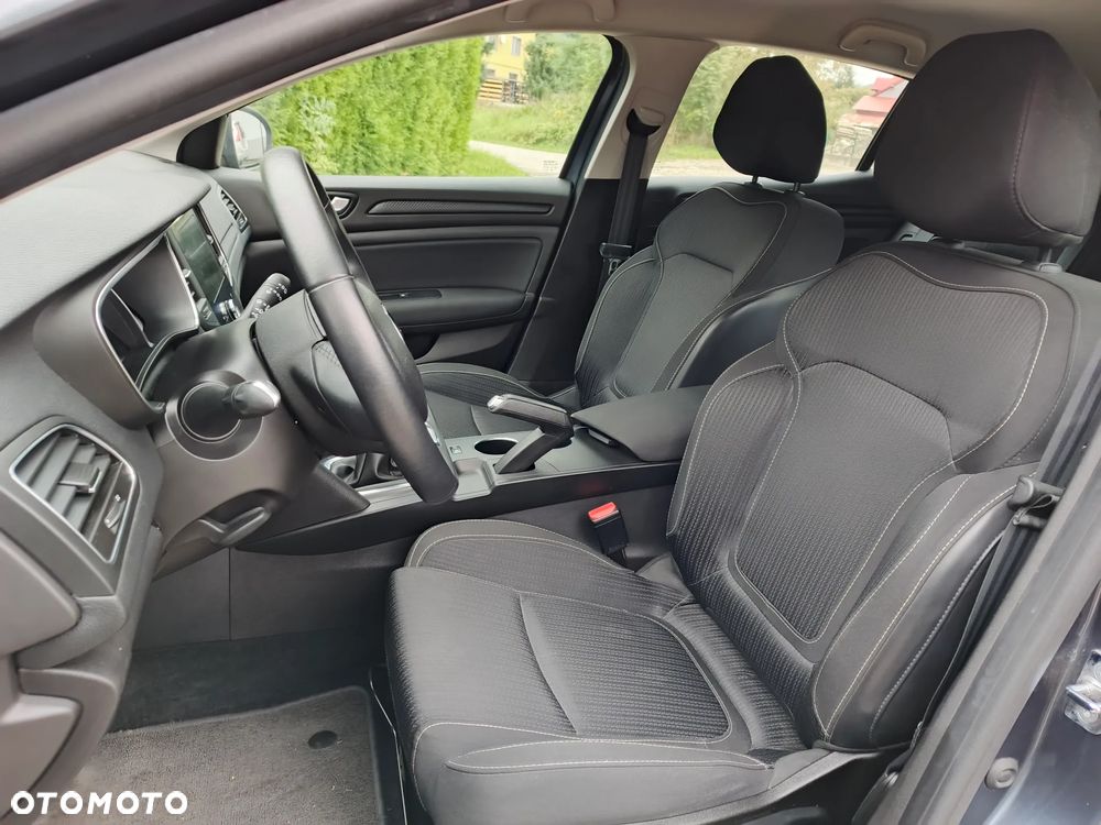 Renault Megane TCe 140 GPF BOSE EDITION - 10