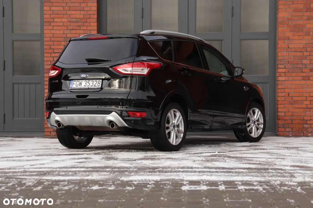 Ford Kuga 2.0 TDCi 4x2 Titanium - 10