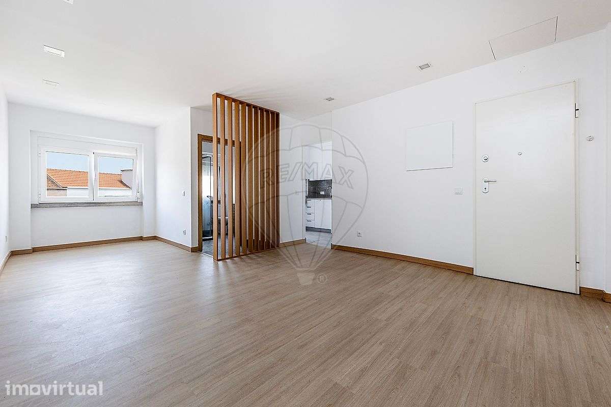 Apartamento T2 para arrendamento - Grande imagem: 2/4