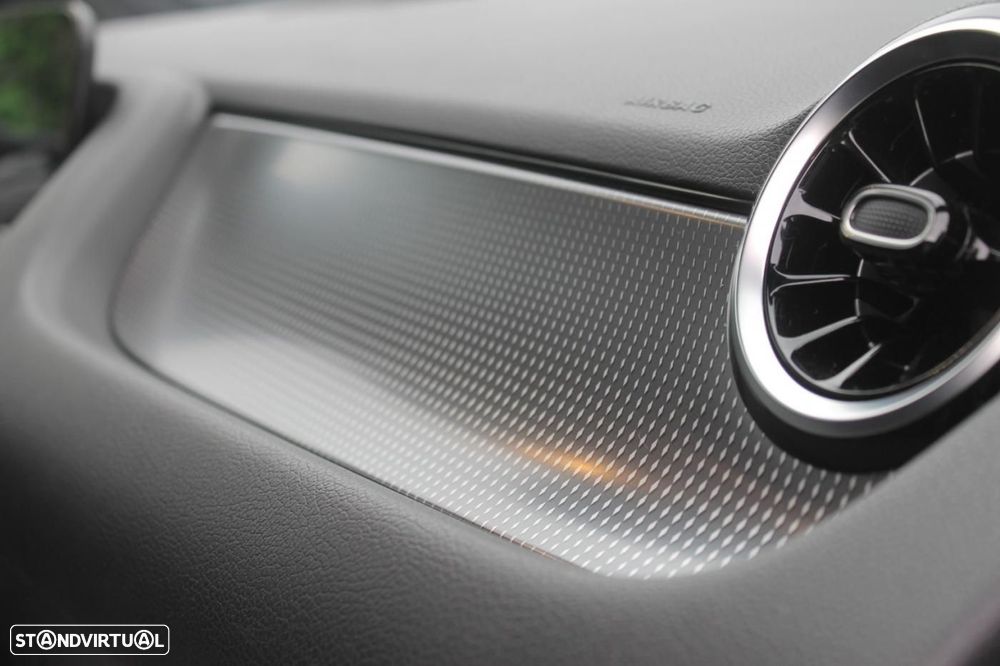 Mercedes-Benz B 250 e Progressive - 30