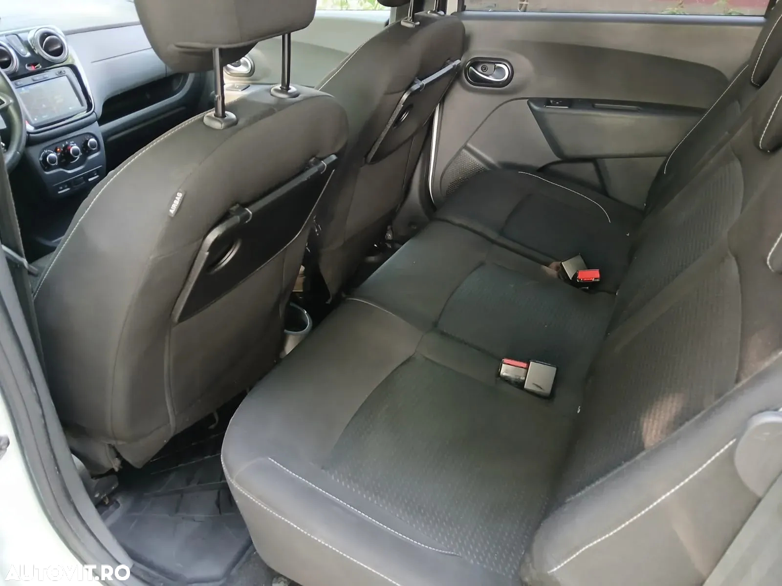 Dacia Lodgy 1.5 Blue dCi Laureate - 6