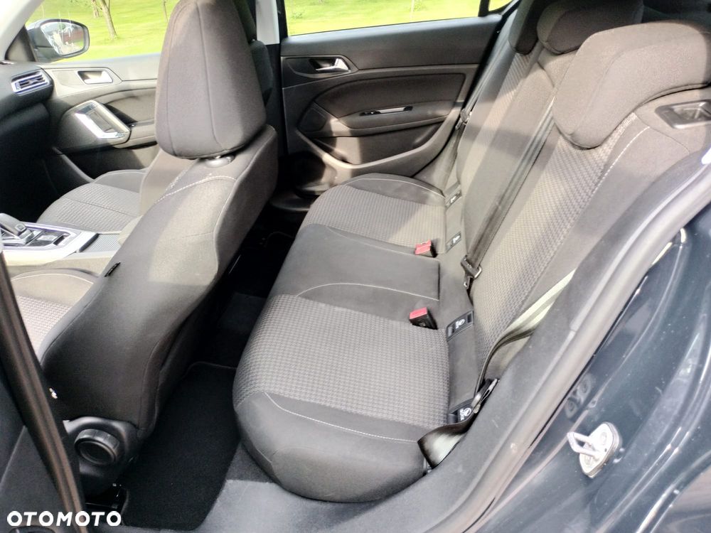 Peugeot 308 BlueHDi 130 EAT6 Stop & Start Active - 21
