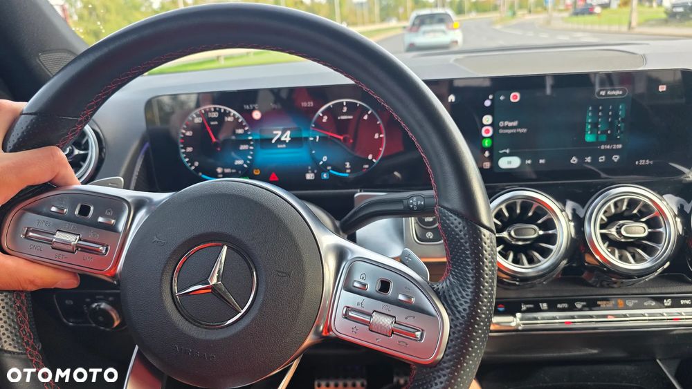 Mercedes-Benz GLB 220 d 4-Matic AMG Line 8G-DCT - 23