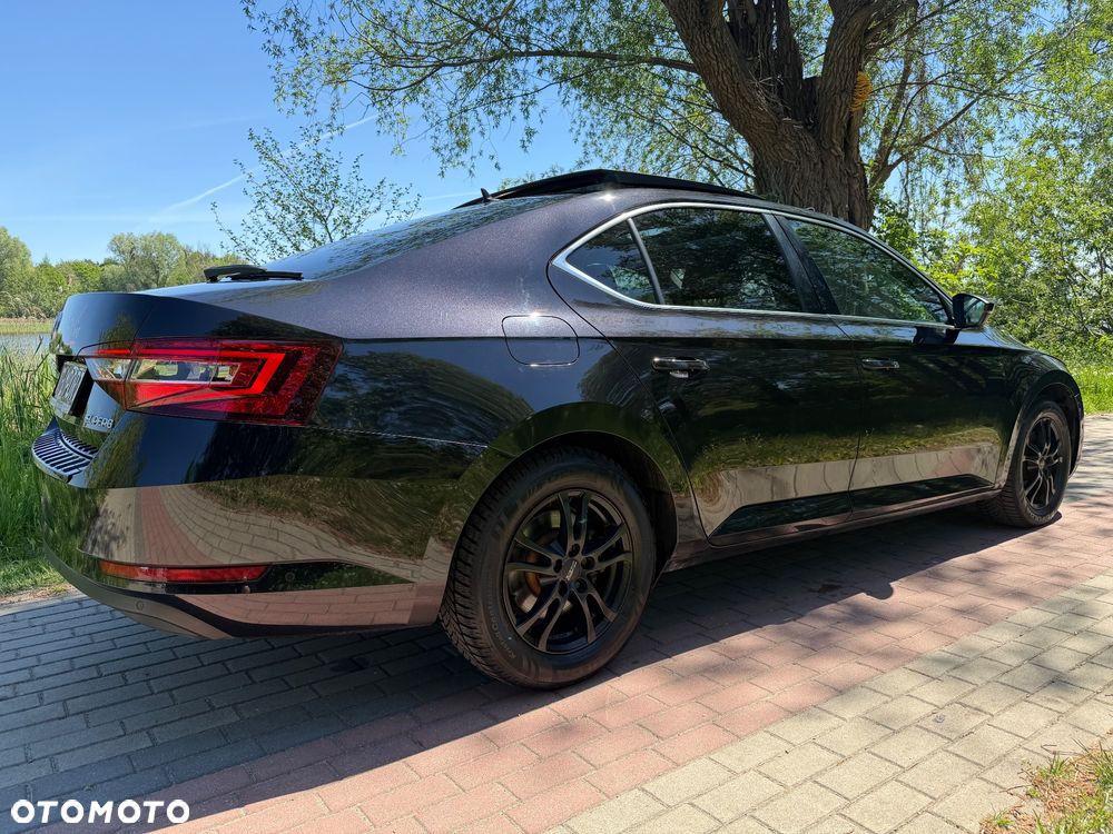 Skoda Superb 2.0 TDI Style - 3
