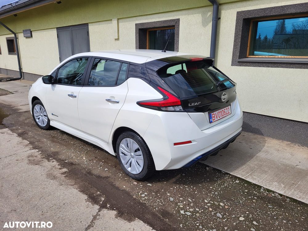 Nissan LEAF 40 kWh N-Connecta - 4