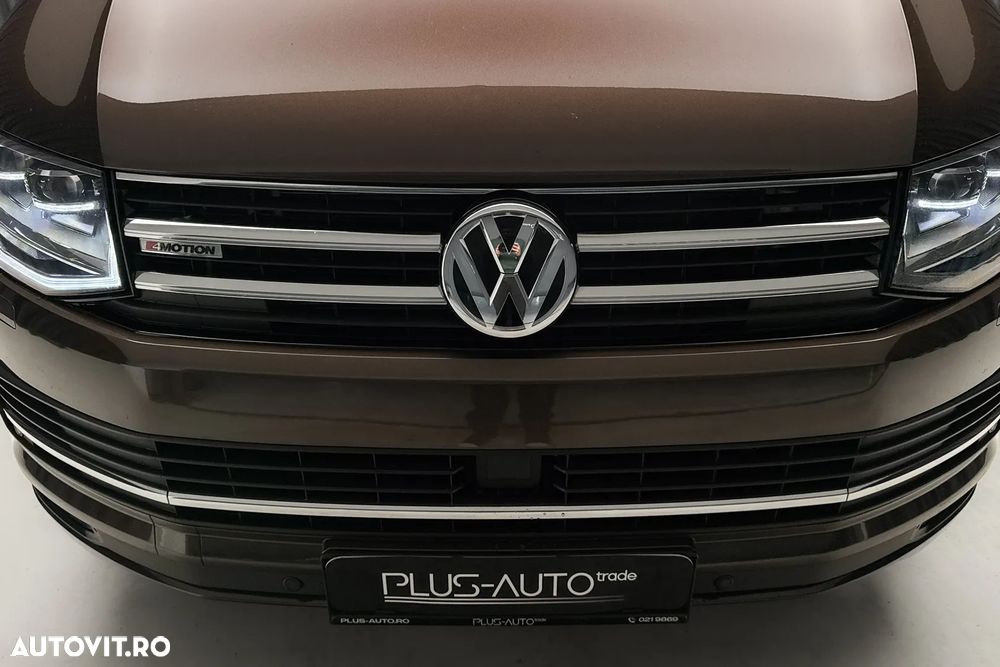 Volkswagen Multivan - 10