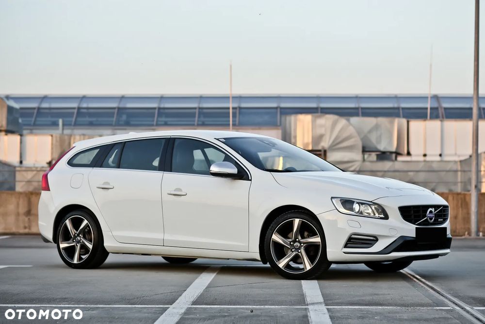 Volvo V60 D3 Geartronic RDesign - 3
