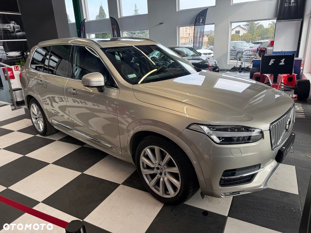 Volvo XC 90 - 3