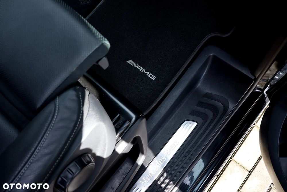 Mercedes-Benz Klasa V 300 d Avantgarde 9G-Tronic (ekstra d³) - 15