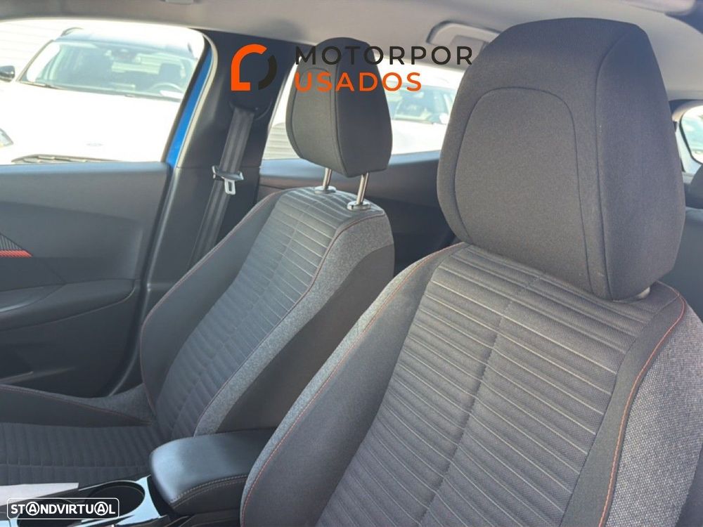 Peugeot e-2008 50 kWh Active Pack - 9