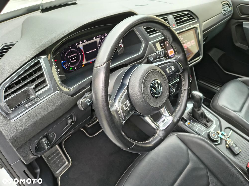 Volkswagen Tiguan 2.0 TDI SCR 4MOTION DSG Highline - 25