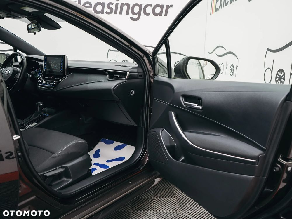Toyota Corolla 1.8 Comfort - 32