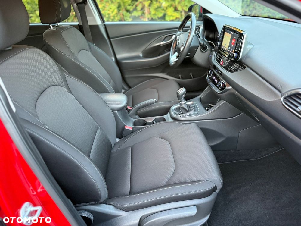 Hyundai i30 Kombi 1.6 CRDI Style - 11